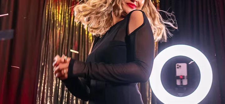 Mirror Me Classic Photo Booth