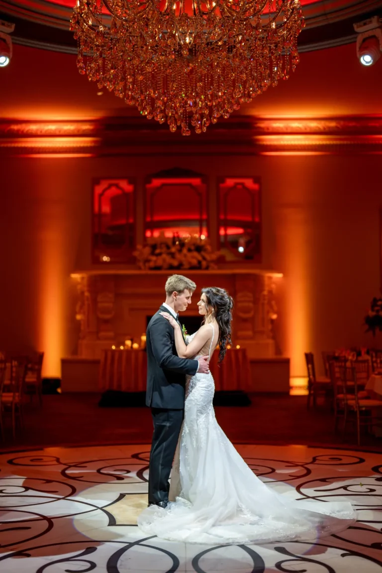 Romantic portraits: wedding photo by John Johnsen for Fresh New Angle Events